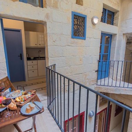 Casa San Carlo Apartment Валета Екстериор снимка