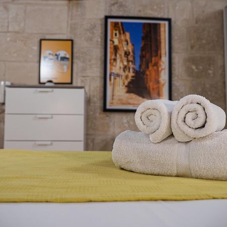 Casa San Carlo Apartment Валета Екстериор снимка