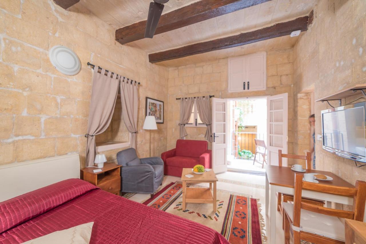 Casa San Carlo Apartment Валета Екстериор снимка