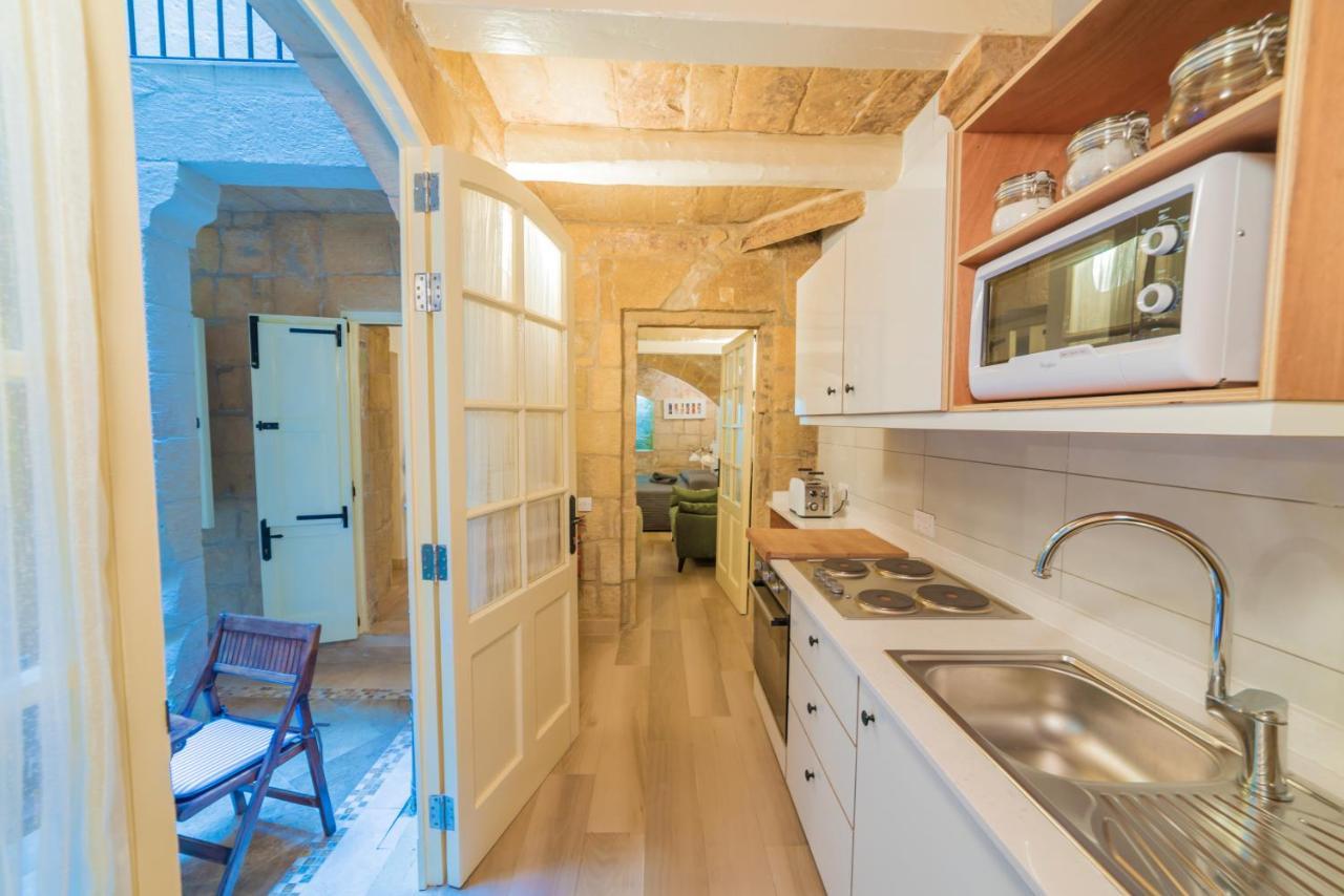 Casa San Carlo Apartment Валета Екстериор снимка