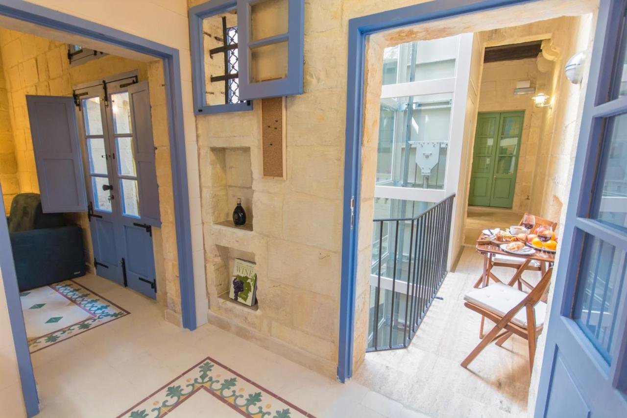 Casa San Carlo Apartment Валета Екстериор снимка