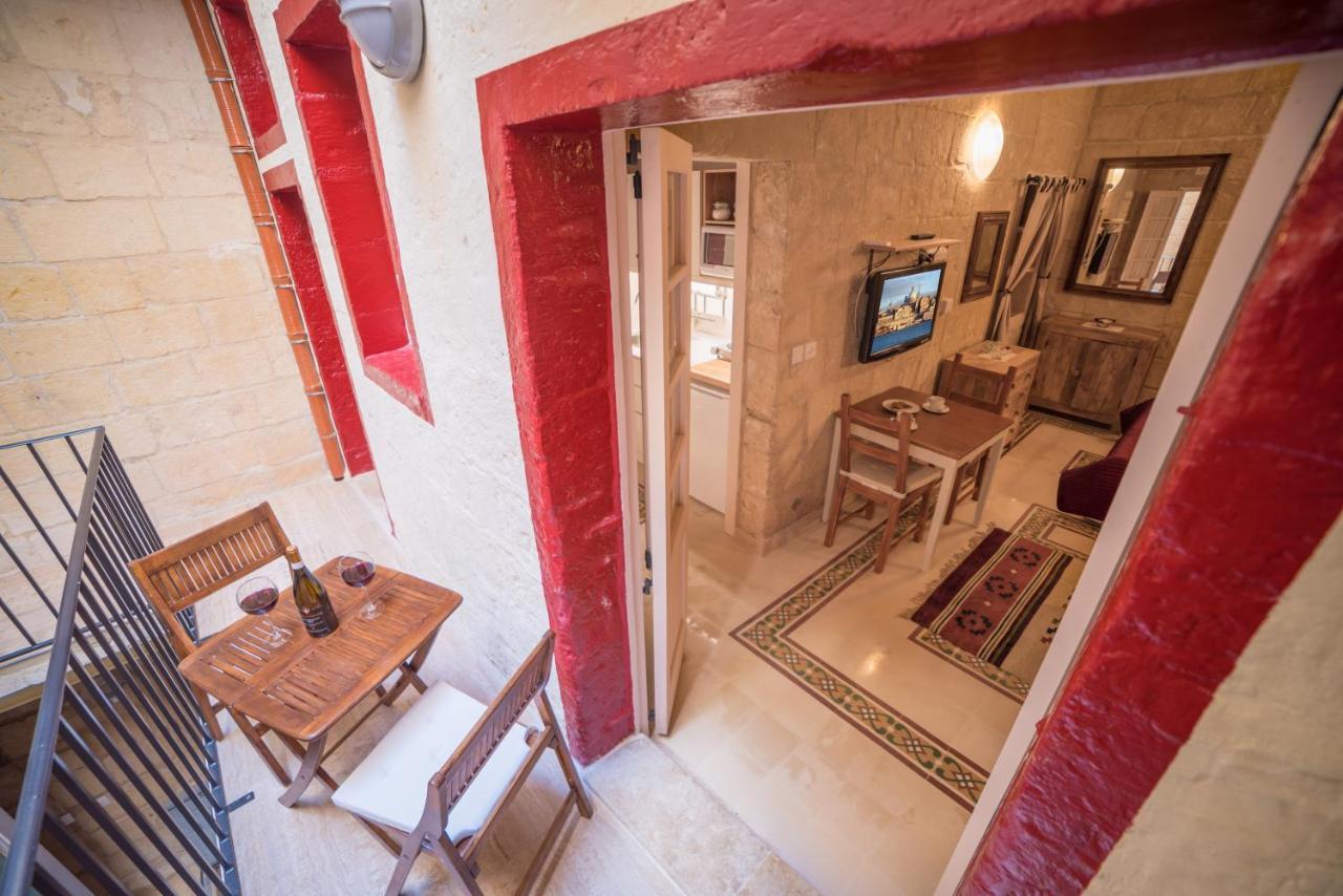 Casa San Carlo Apartment Валета Екстериор снимка