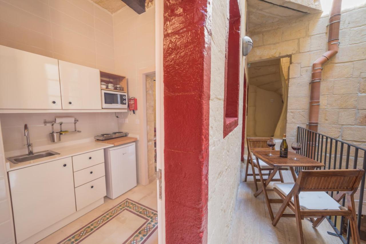 Casa San Carlo Apartment Валета Екстериор снимка
