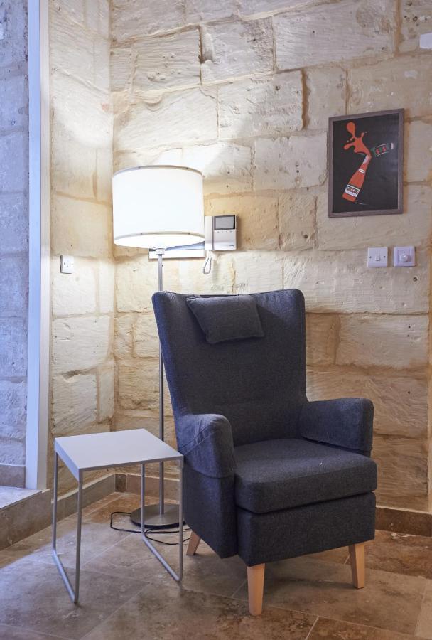 Casa San Carlo Apartment Валета Екстериор снимка
