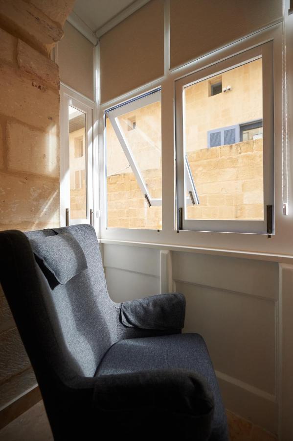 Casa San Carlo Apartment Валета Екстериор снимка