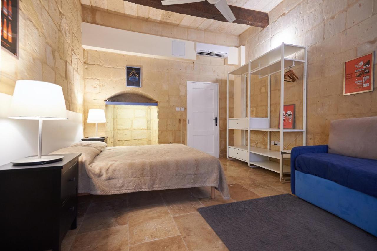 Casa San Carlo Apartment Валета Екстериор снимка