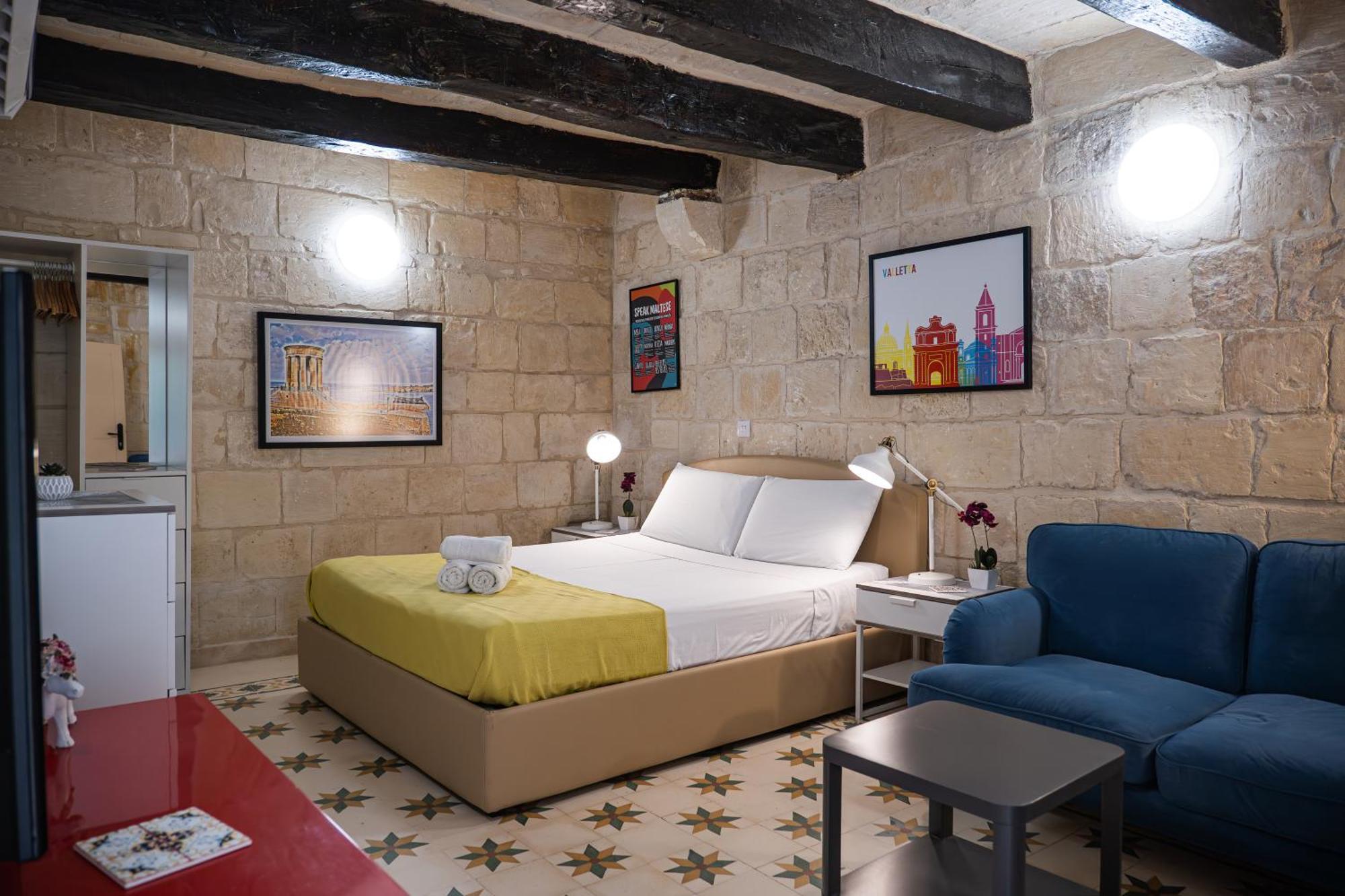 Casa San Carlo Apartment Валета Екстериор снимка