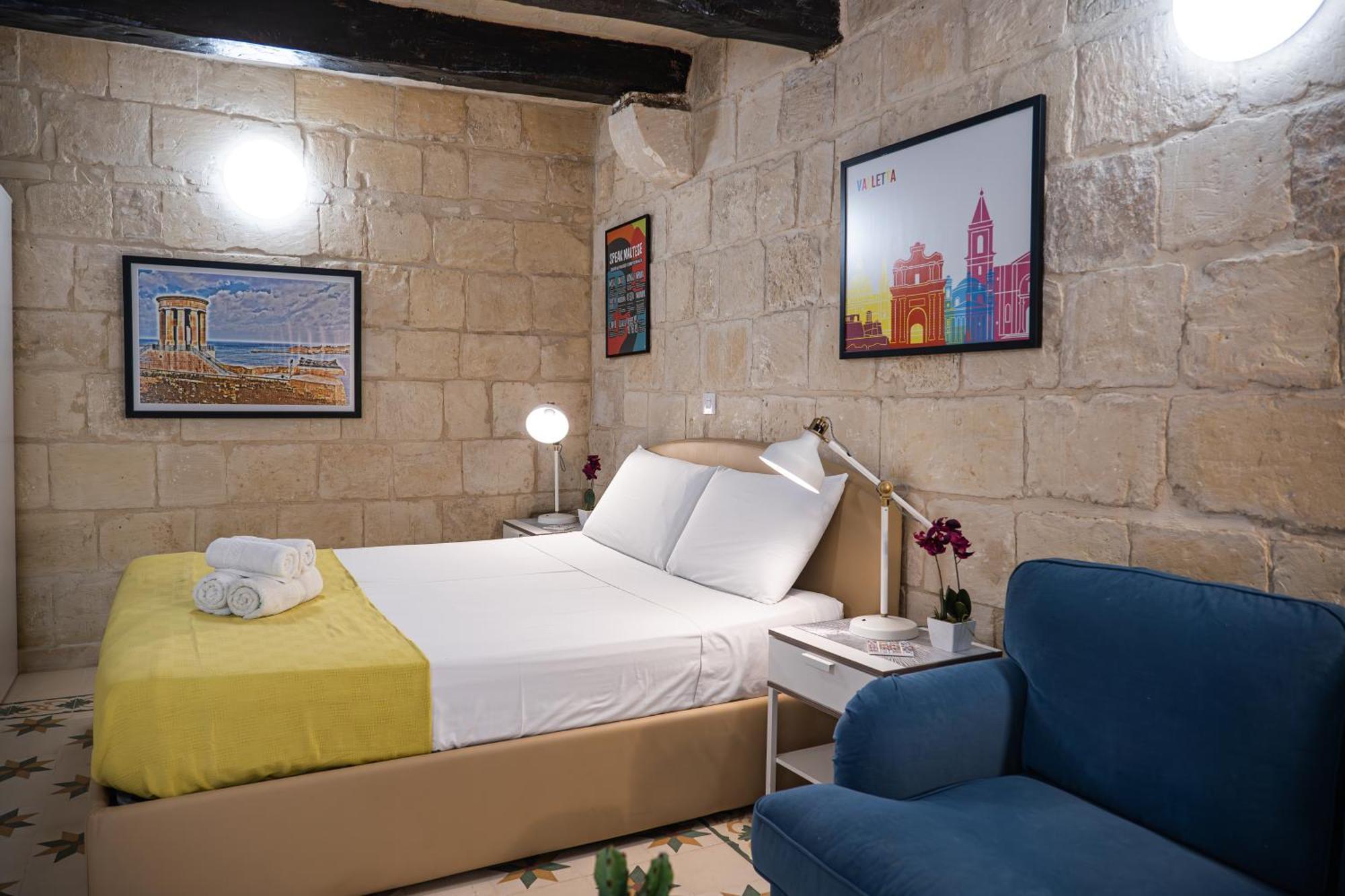 Casa San Carlo Apartment Валета Екстериор снимка