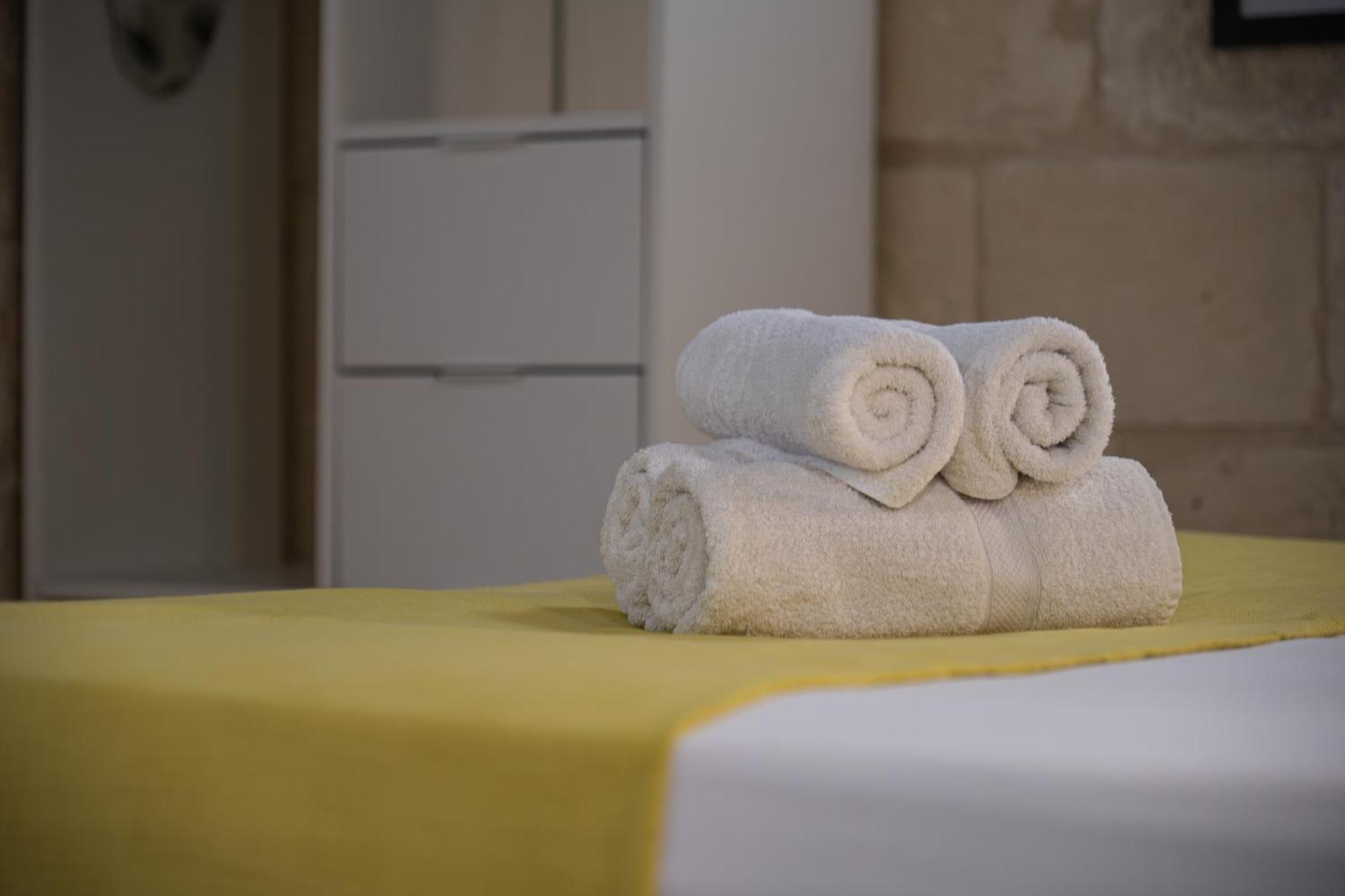 Casa San Carlo Apartment Валета Екстериор снимка