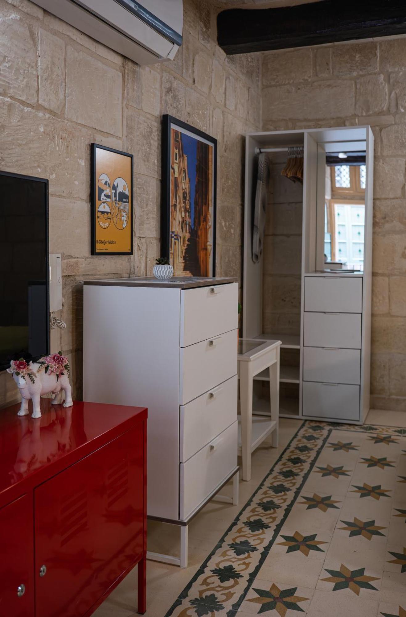 Casa San Carlo Apartment Валета Екстериор снимка