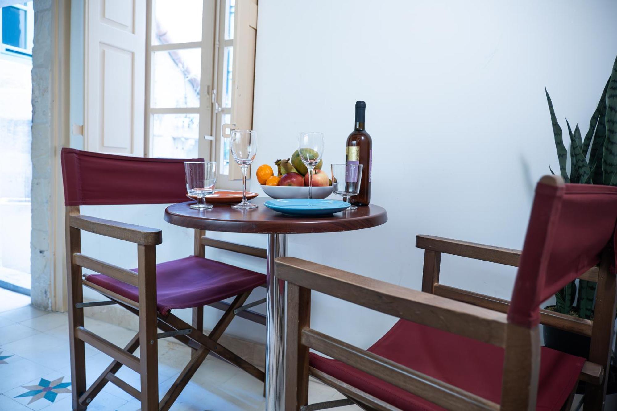 Casa San Carlo Apartment Валета Екстериор снимка